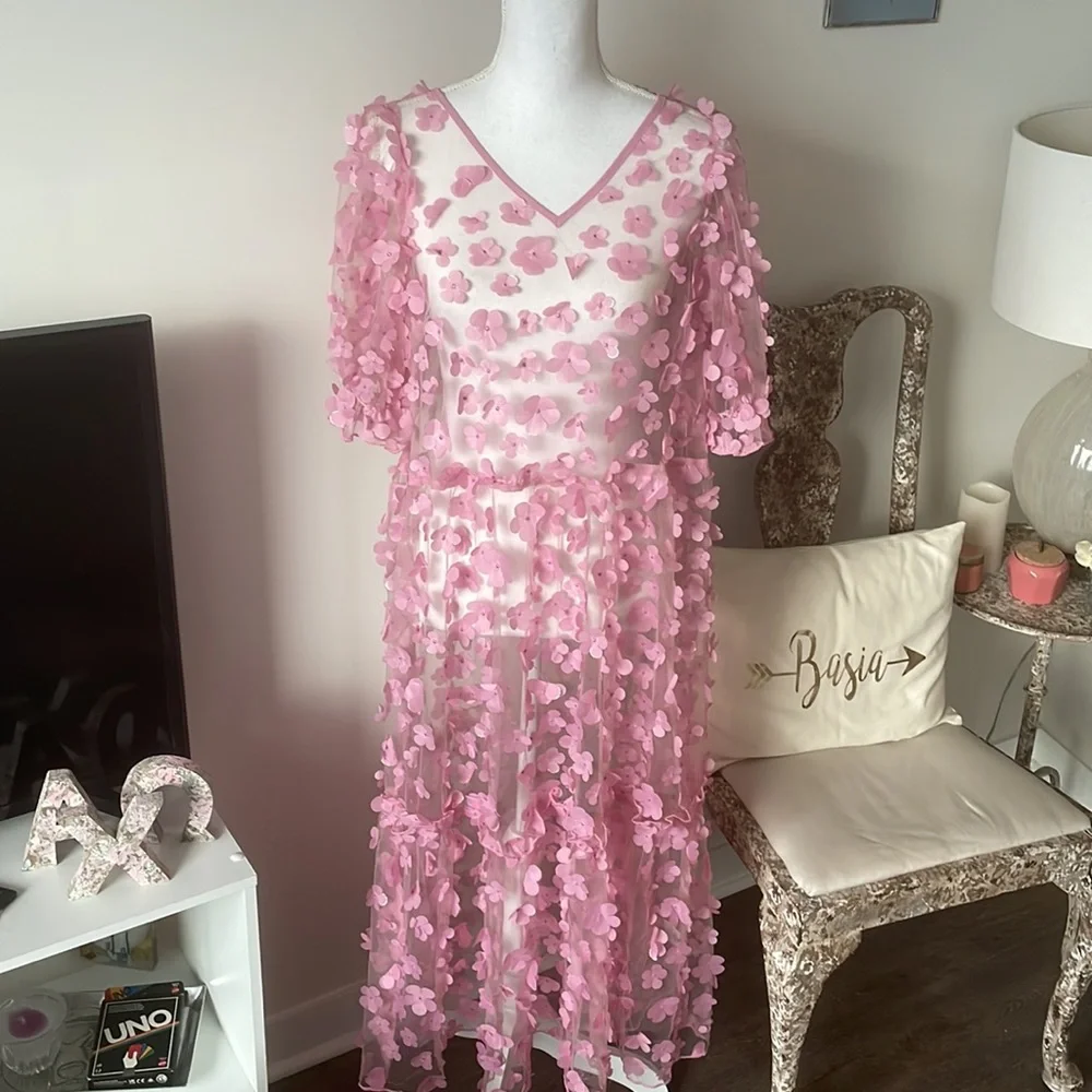 Hunkon Sheer Flower Dress - Picture 5 of 6
